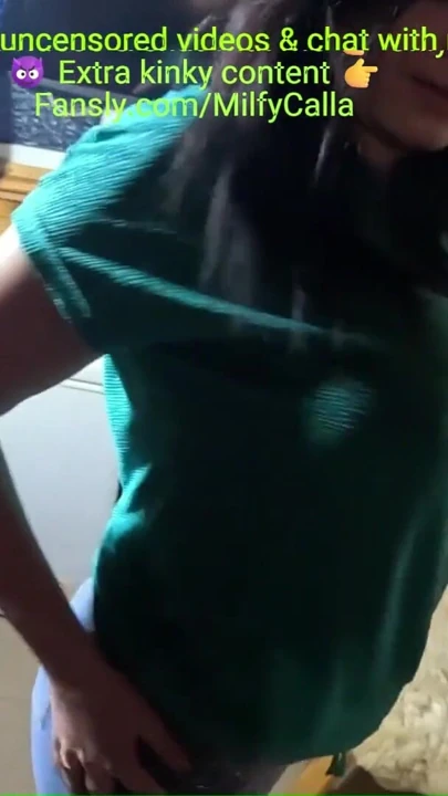 Saten pijama balonu fetişi azdırma, tırnak oyunu ve yalınayak balon patlatma | Klip 2