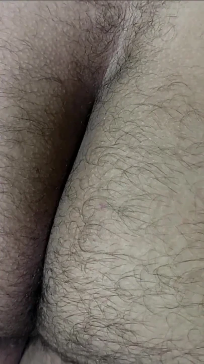 Arap Eşcinsel Kıllı Götü Sakso Çekiyor
