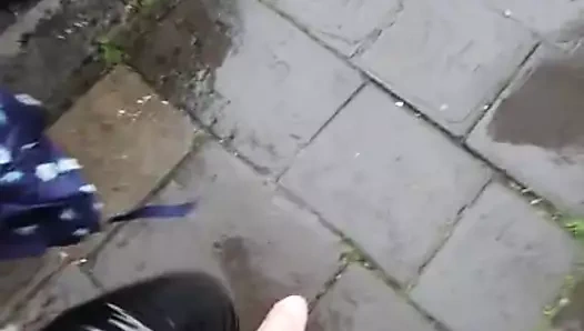 benim genç alt gidiyor için onu pvc tozluk sürtük yürüyüş 4