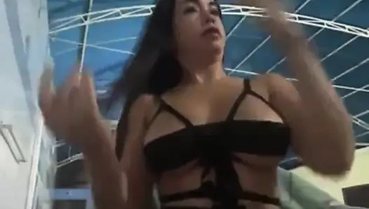 Burada istediğin kadar her şey mümkün