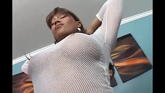 Sonunda ikna oldu ve bir porno sahnesi çekti