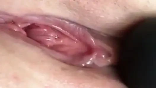 Utangaç amatör orta yaşlı seksi kadın yolculuğumuzu seviyor ve arkadan sikiliyor !!
