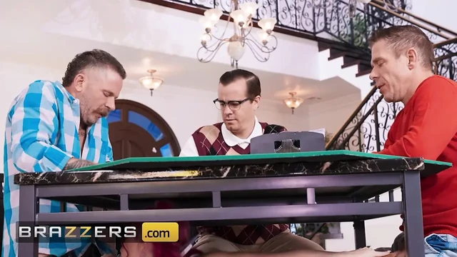 Seksi yayıncı tek boynuzlu atları ve seviyor, o sırayla değil Lily Lou Brazzers