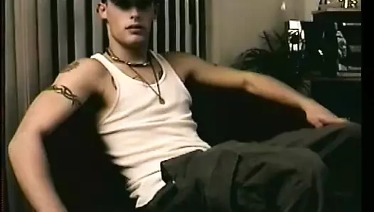 Düz vızıltı daha fazla kafa istiyor