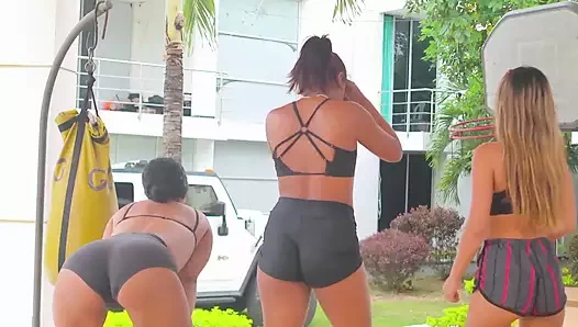 Sonunda makas pozisyonunda seks yapıyoruz – ggmansion