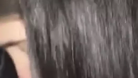 Italienne Suce Un Renoi En Voiture