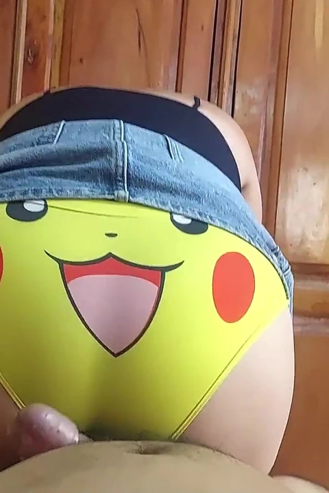 Bakış açısı: Otaku kız poposunu penisime koydu ve kuruyana kadar sıktı