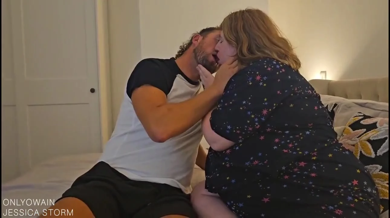 My Older Neighbours First Time with a Man! She Loses Her Virginity