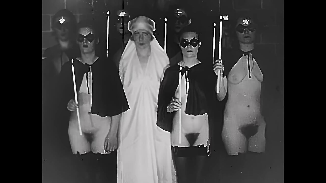 Messe Noire 1928 restore edilmiş sessiz erotik film