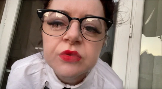 Vaping fetiş itibaren bir katı ve yaramaz metres lara