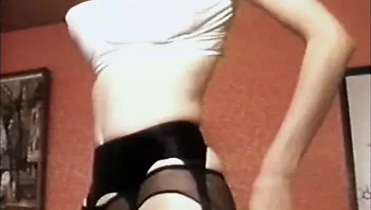 Bağbozumu dev memeler kadın iç çamaşırı striptiz