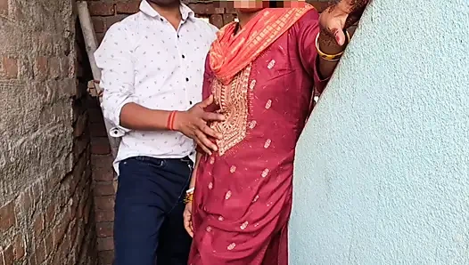 Hintli desi üniversiteli kız seks yapıyor