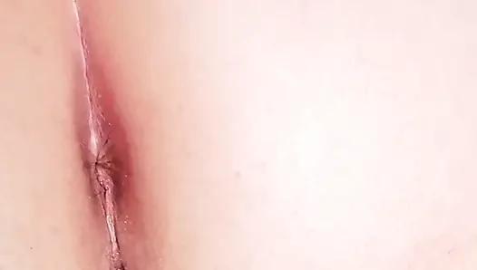 Azgın olgun dört ayak üzerinde öğürüyor, muhteşem derecede şişman fanny flaps .