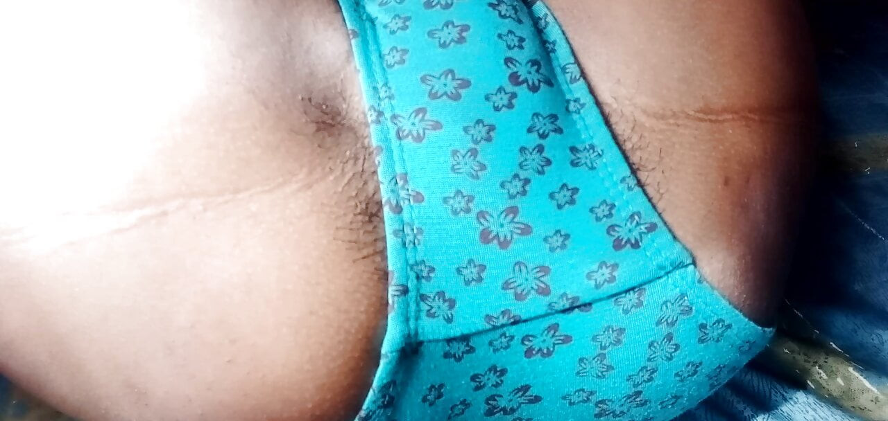 Hintli kız – solo mastürbasyon ve orgazm videosu 85