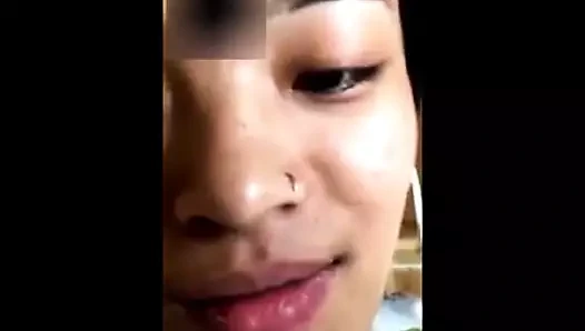 Japonya'da Nepalce bhalu