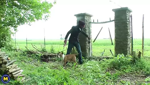 Olgun Fransız adım anne siyah gider