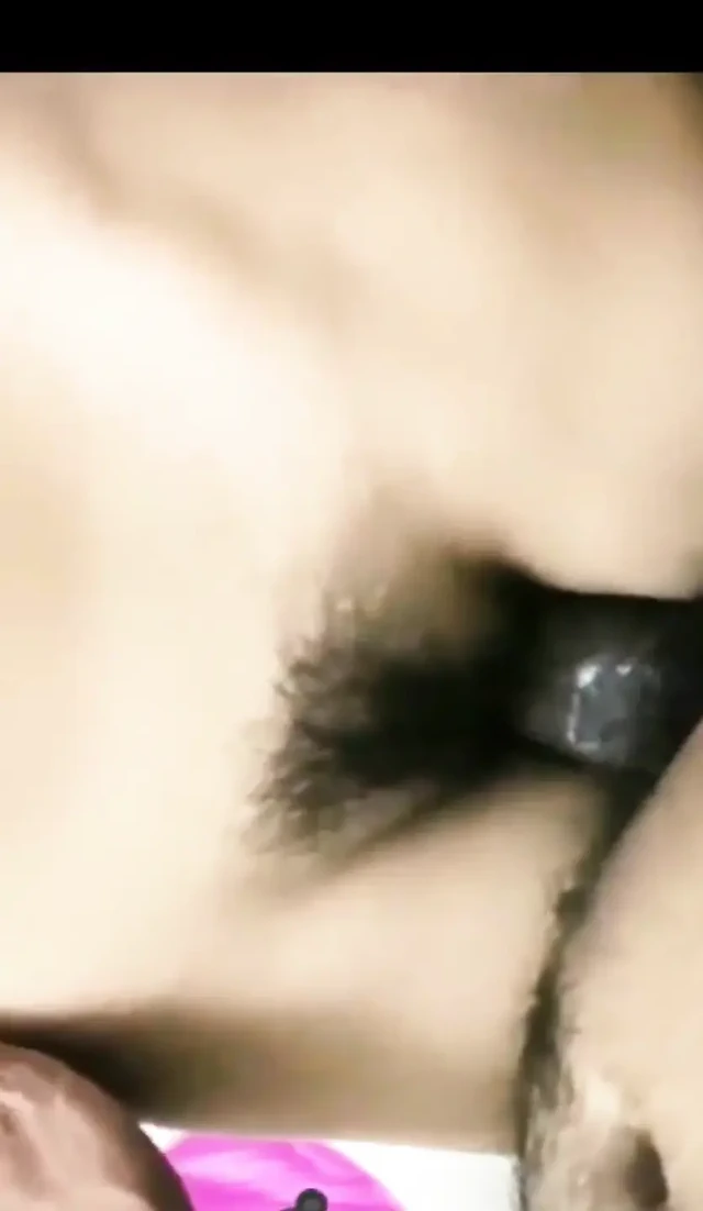 Hizmetçi maaşını artırma karşılığında patronuyla seks yapıyor Yohamedi