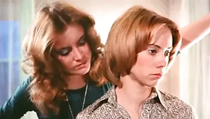 Abigail leslie olduğunu geri içinde kasaba lezbiyen sahne