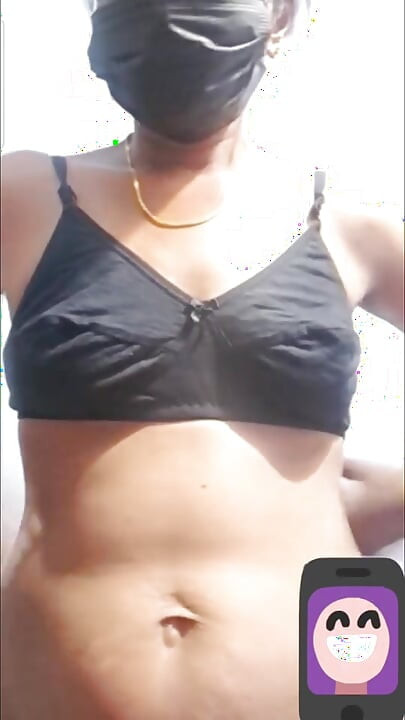 Full enjoyed customer in video call indian tamil aunty