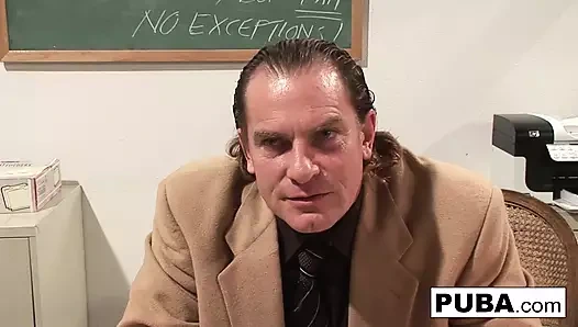 Dersten sonra Dahlia Sky için özel ders