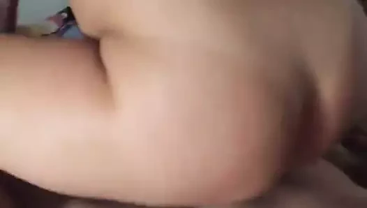 En iyi arkadaşım karımla sikişiyor