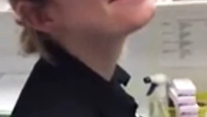 iş yerinde komik olmak