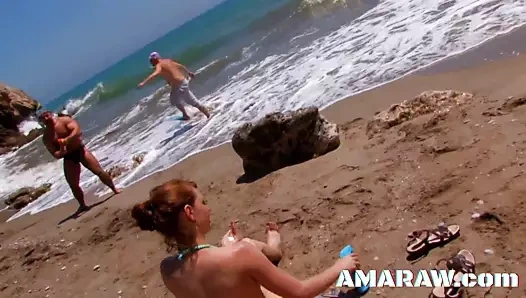 Redhead lege fontaine çift nüfuz anal kaba seks