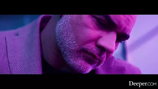 Derin. Yeni kızlar Nina sert patron tarafından domine ediliyor