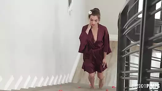 Spencer bradley masturbates içinde the bath ile ona çift yapay penis