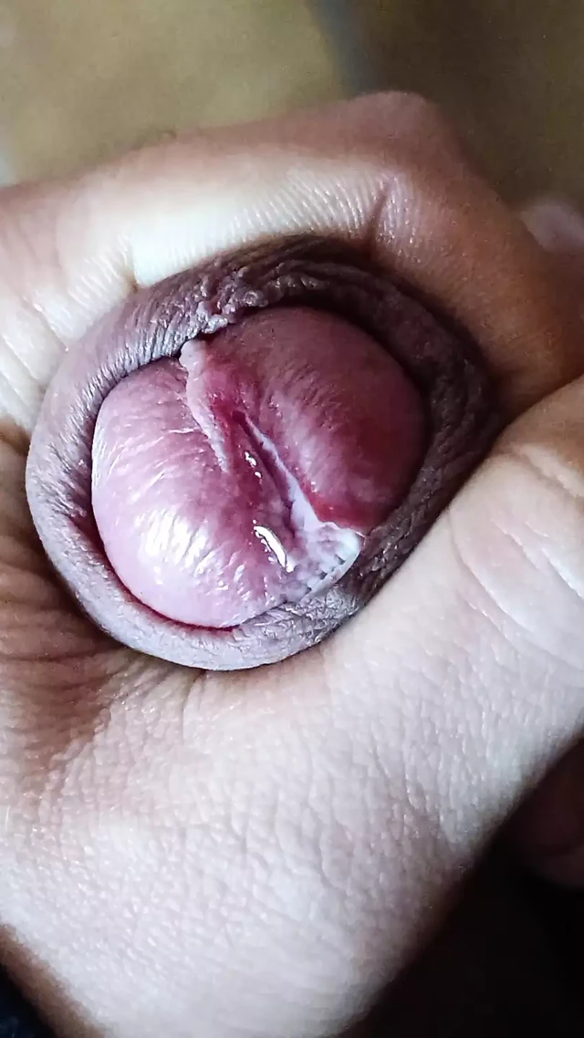 Cum büyük bir yük ile yakın çekim handjob!