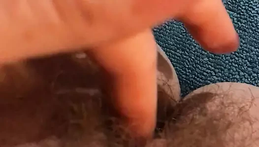 Kaslar ve kedi pov oyunu erkeklere metresin kıvranmasını, kıvranmasını, inlemesini ve fışkırtmasını tam olarak nasıl yapacağını gösteriyor