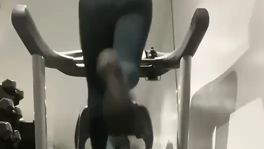 Çoğu hafta ilerlememle ilgili baştan çıkarmaya meyilliyim.