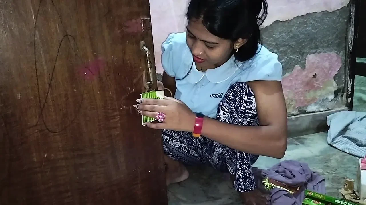 Desi Local Village Teen Girl Outdoor Xxx Video, Indian beautiful village girl outdoor sex video