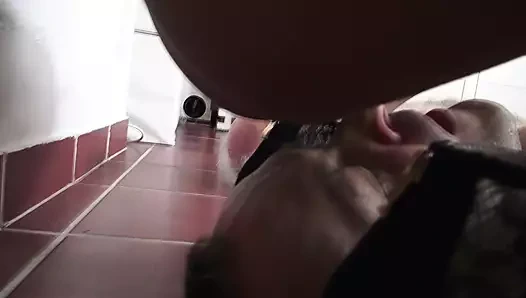 Sidik içen öğrenciler