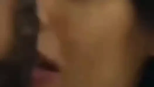 Öpücük ve sikme ile dik kız arkadaş