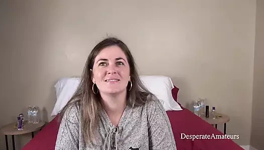 Çaresiz amatörler kay ateşli anne sert sikiliyor