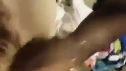 Lanet bir arkadaş bodrumunda yeni yıl