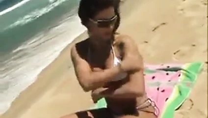 Morena metendo na Praia