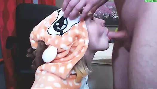 Elvira and Mike - Blowjob 16 May