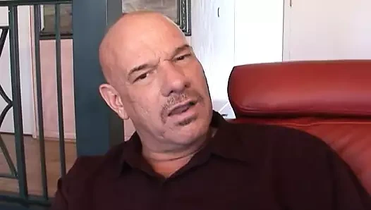 Robert Hill'den Brezilyalı biseksüel vizyonu!!! - cilt #54