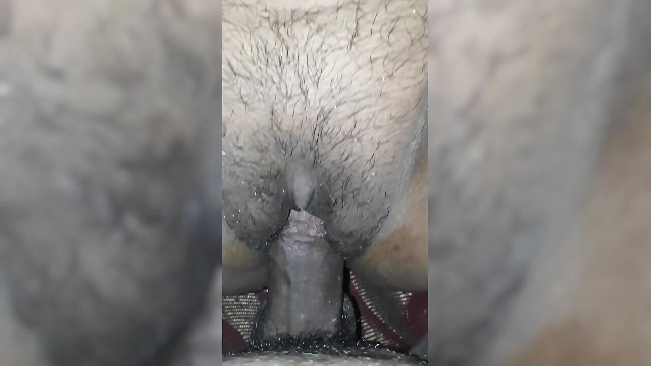 Hintli ev hanımı sert kalemle sikişiyorum