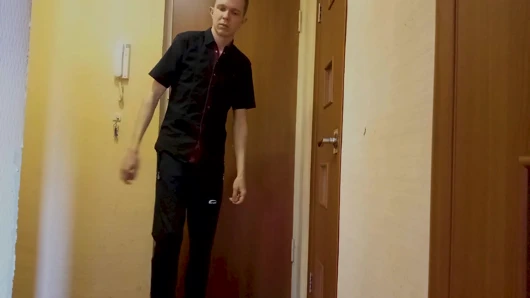 Karıma bir arkadaşım geldi