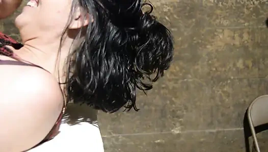 Delilah ağzını siktiriyor