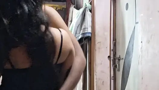 Hintli ateşli desi sert evli kadın anal aşk