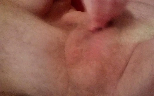 Jen'in Johns Balls ile oynadığı yakın çekim