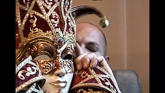 Troia cavalca il cazzo di Franco Trentalance