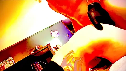 Evli fahişenin yarağa ihtiyacı var