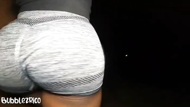 Balon götlü gece geç saatlerde yürüyüş