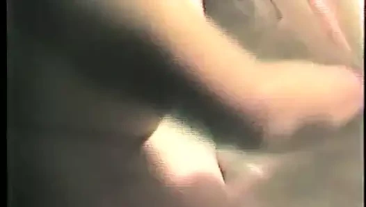 Banyoyu çıplak bırakıp giyinmek