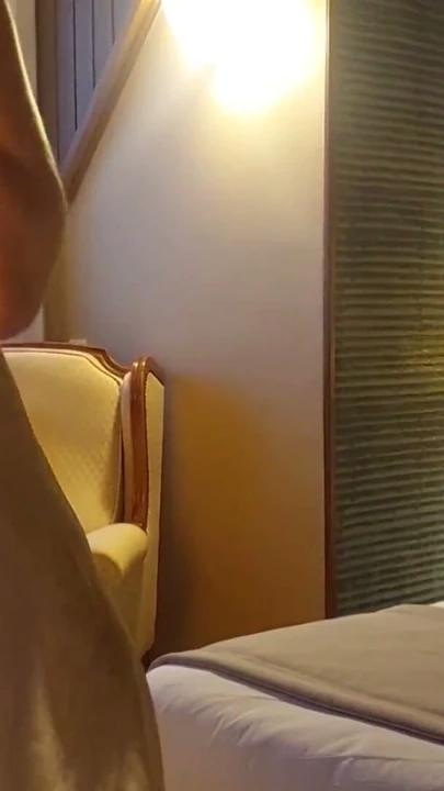 Amatör sarışın olgun karı akşam seks oyunlarının tadını çıkarıyor | Bölüm 1